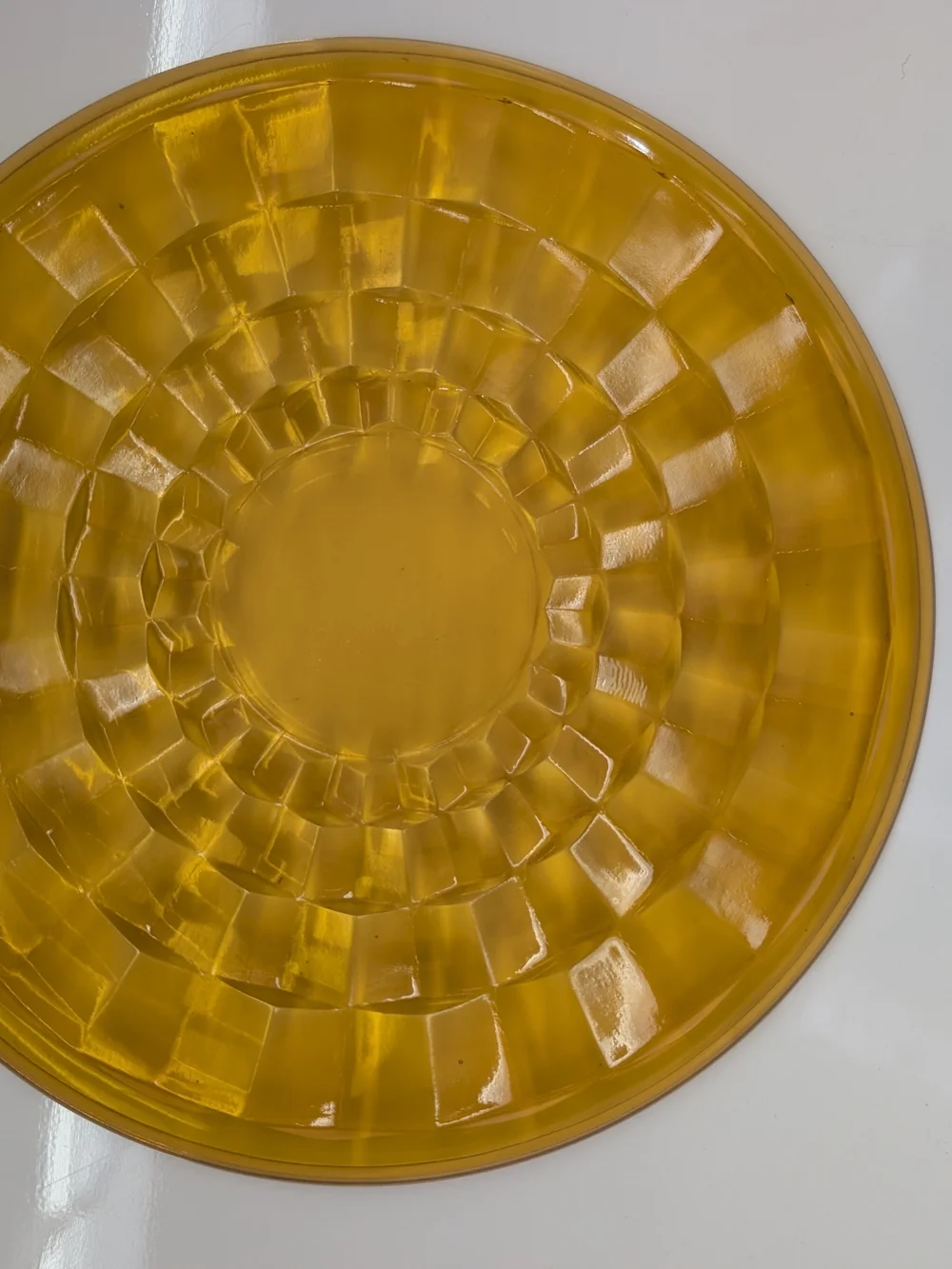 Set of 4 Vintage Federal Glass Windsor Amber Dinner Plates 9
